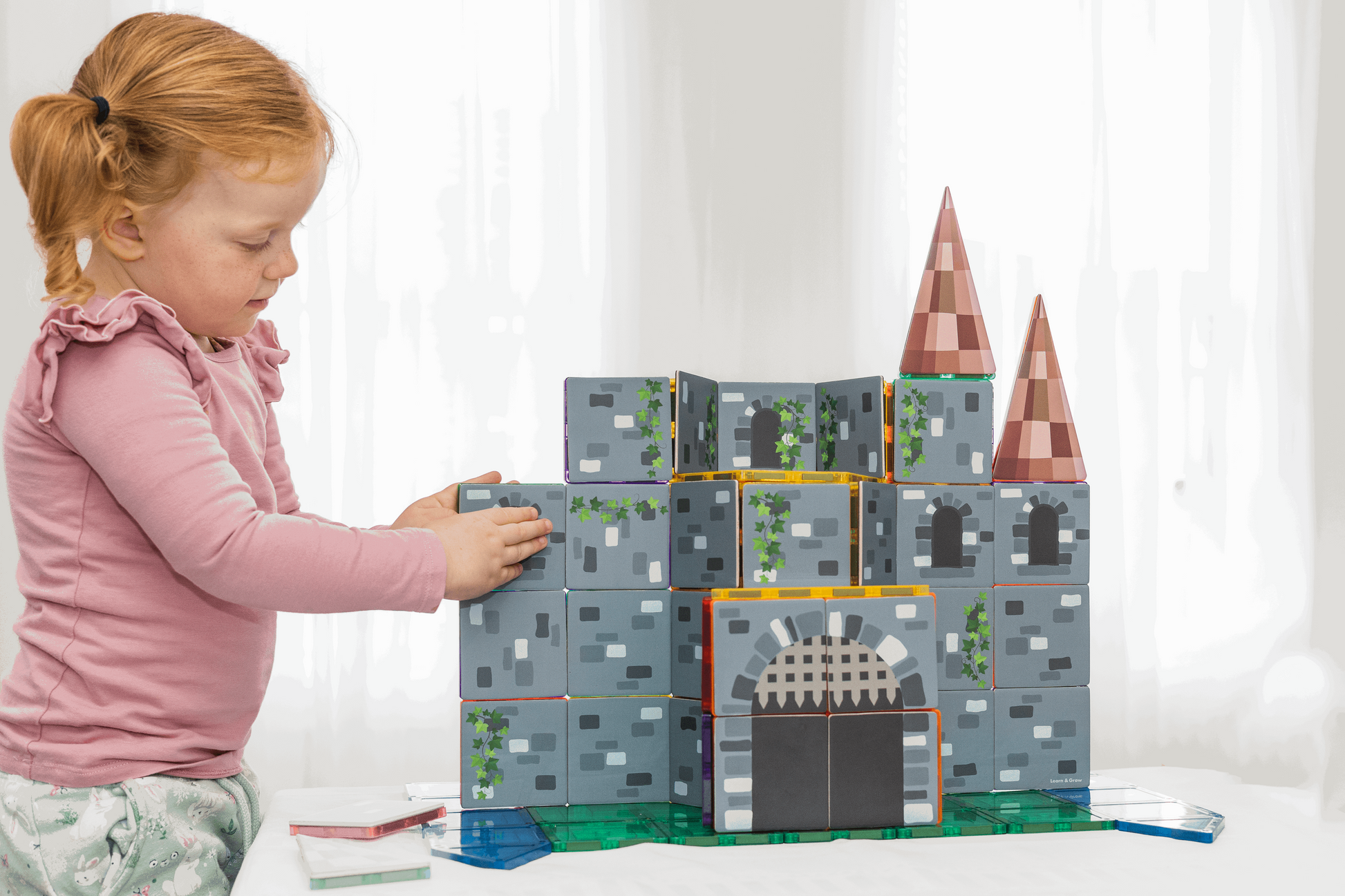 Learn & Grow Toys - Magnetic Tile Topper - Castle Pack (40 Piece)