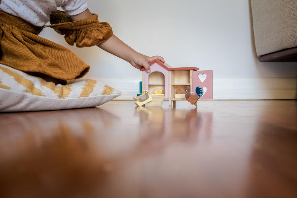 Tender Leaf Toys - Chicken Coop - Toy Wonder