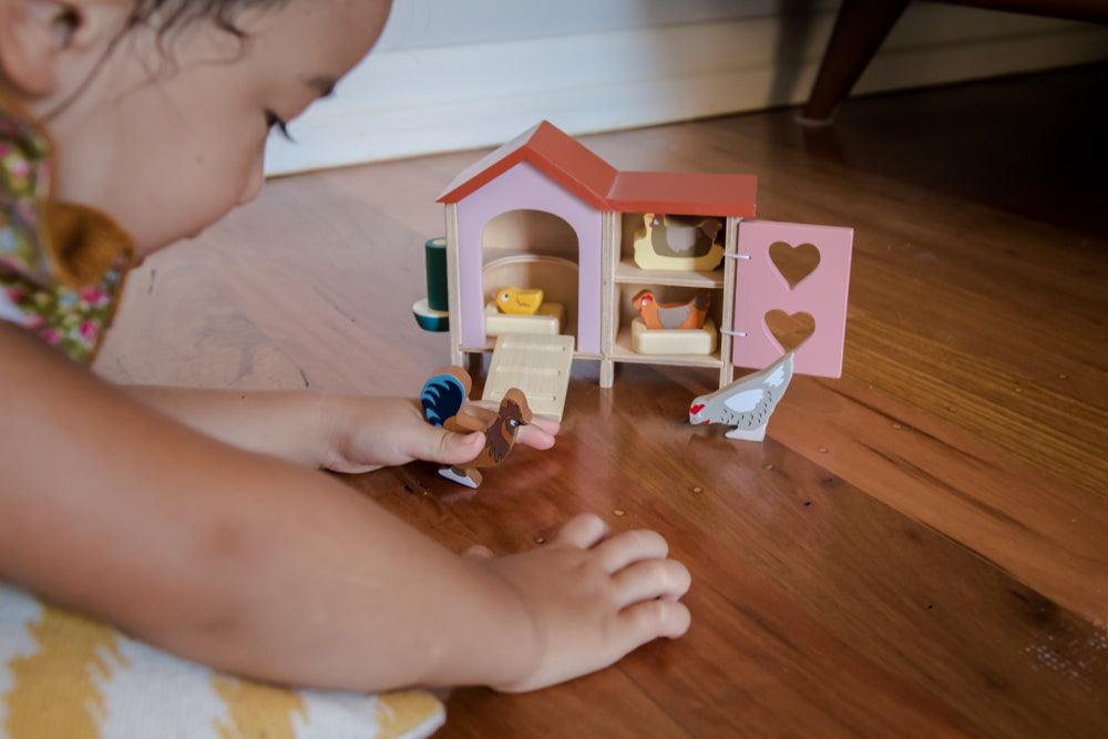 Tender Leaf Toys - Chicken Coop - Toy Wonder